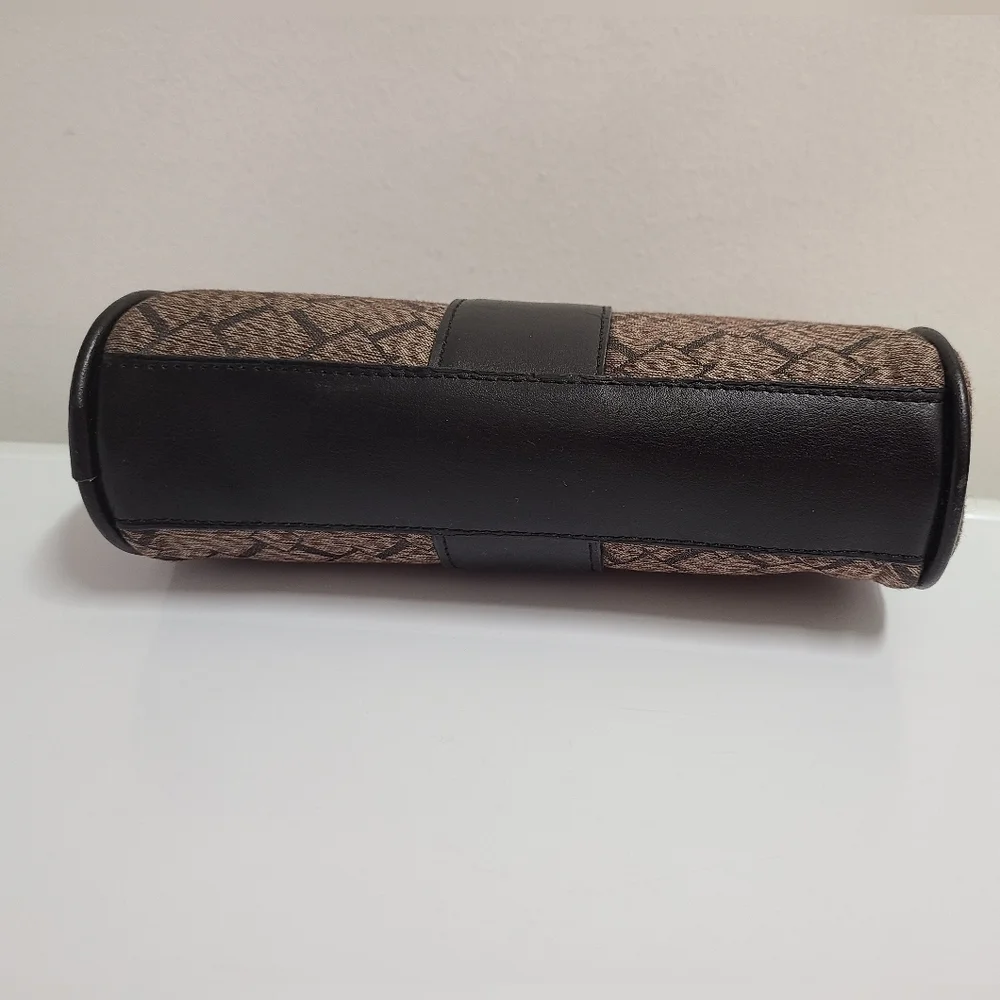 Longaberger Vintage Zip Top Signature Cosmetic Case Brown Diamond Print
